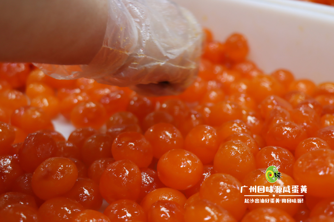 回味源高端定制咸蛋黄：没有添加的原料，安全更值得信赖(图3)